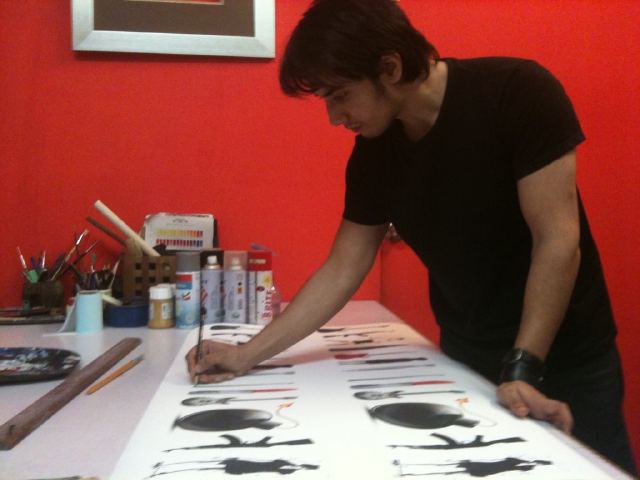 Ali Zafar painting for flood relief