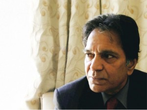 Pakistani Actor Moin Akhtar died of heart attack