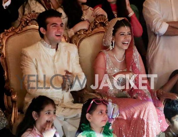 Shehroz-Sabzwari-And-Syra-Yousaf-Wedding-Reception-Photos3
