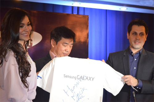 Humaima Malik becomes Brand Ambassador of Samsung Mobiles