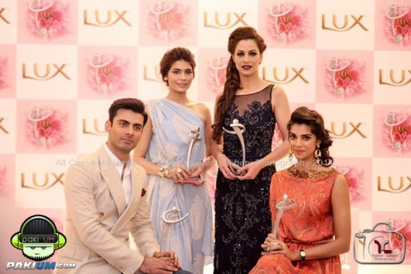 13th-lux-style-awards-2014-winners-celebrations (32)