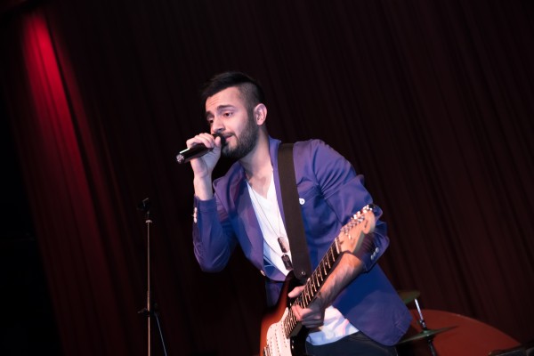 Daksh Kubba [Lead vocalist of naQsh] performing at the launch party of their debut album Saptak (2)