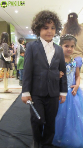 kids-fashion-show-organized-at-fortress-square-lahore-on-18th-dec-2015 (13)